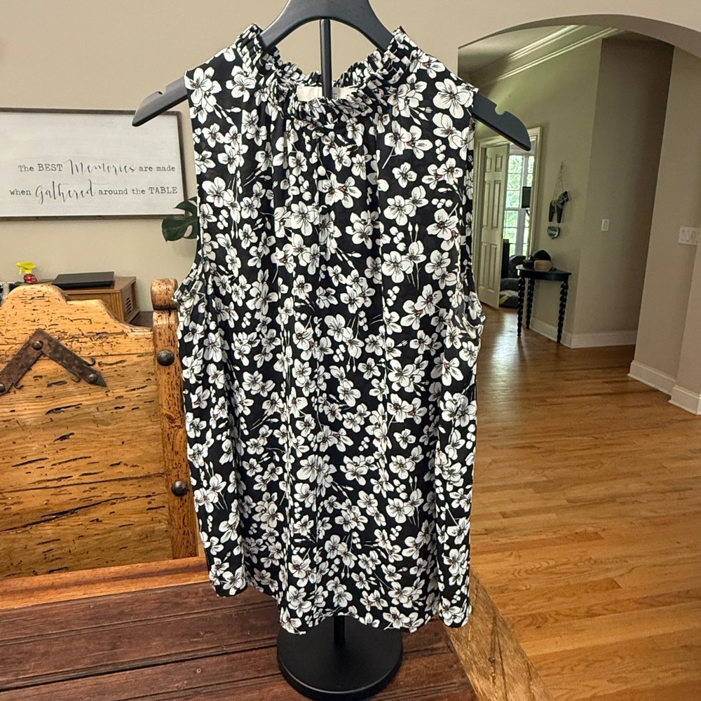 Loft Womens Black White Floral Ruffle High Neck Sleeveless Blouse Large Office